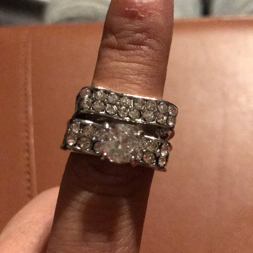 Gorgeous silver ring! - Picture 4 of 4